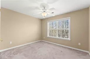1000 Island Bluff Ln, Buford, GA 30518 - Photo 32