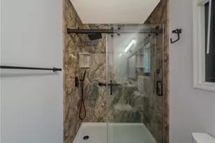 580 Lake Dr Dr, Snellville, GA 30039 - Photo 24