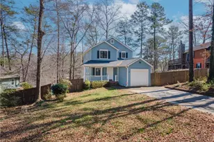 580 Lake Dr Dr, Snellville, GA 30039 - Photo 2