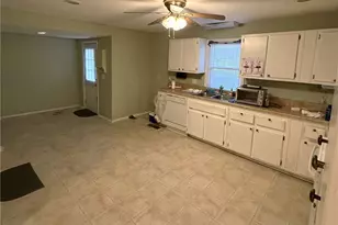 1740 Spring St, Conyers, GA 30012 - Photo 14