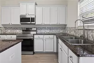 1805 Liberty Pkwy NW, Atlanta, GA 30318 - Photo 8