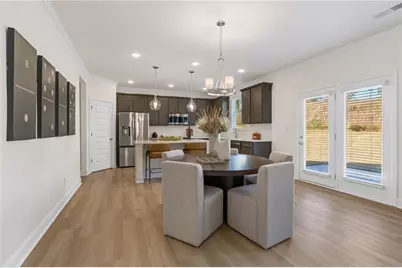 7232 Millbrae Walk, Flowery Branch, GA 30542 - Photo 10