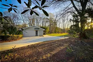 8774 Vansant St, Douglasville, GA 30134 - Photo 4