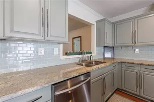 1836 S Garden Ct NE, Brookhaven, GA 30319 - Photo 16