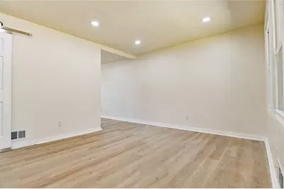 53 Darwin Drive, Jonesboro, GA 30238 - Photo 8