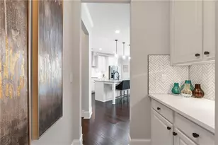 1090 Mosspointe Dr, Roswell, GA 30075 - Photo 10