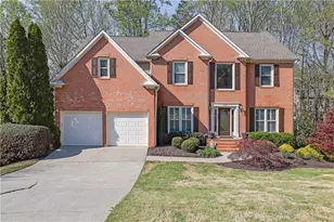 375 White Rose Trce, Alpharetta, GA 30005 - Photo 2
