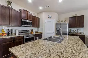 3255 Heatherwood Dr, Gainesville, GA 30507 - Photo 10