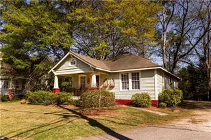 292 S Cherokee, Social Circle, GA 30025 - Photo 2