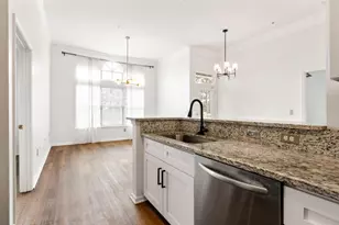 2700 Pine Tree Road NE, Atlanta, GA 30324 - Photo 10