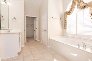 3206 Windsor Lake Dr NE, Atlanta, GA 30319 - Photo 58