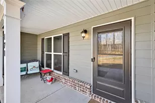 171 Lauren Ct, Statham, GA 30666 - Photo 6