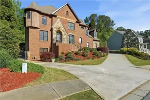 3272 Heathchase Ln, Suwanee, GA 30024 - Photo 2