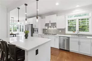 2137 Boyce Cir, Marietta, GA 30066 - Photo 8