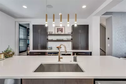 2074 Telfair Circle NE, Atlanta, GA 30324 - Photo 8