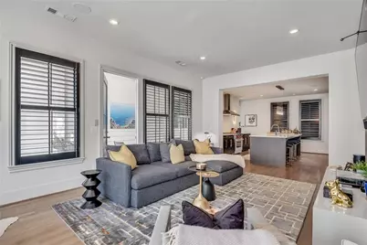 2074 Telfair Circle NE, Atlanta, GA 30324 - Photo 2