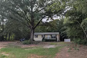 107 S Gates Rd, Pine Mountain, GA 31822 - Photo 2
