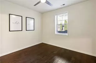 7395 Glisten Ave, Atlanta, GA 30328 - Photo 16