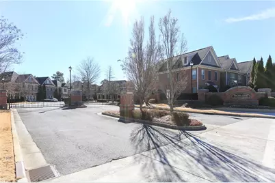 7395 Glisten Avenue, Atlanta, GA 30328 - Photo 24