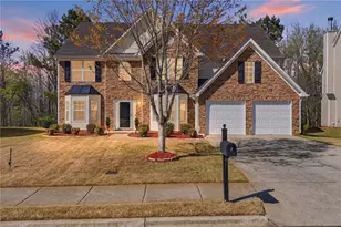 4003 Roxberry Hill Ln, Buford, GA 30518 - Photo 4
