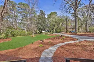 5121 Central Dr, Stone Mountain, GA 30083 - Photo 6