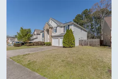 2732 Harper Woods Drive, Marietta, GA 30062 - Photo 2