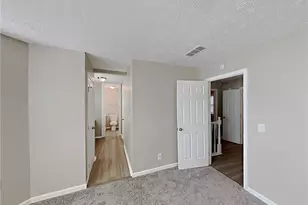 411 River Point Dr, Woodstock, GA 30188 - Photo 4