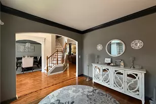 998 Poplar Mill Ct, Buford, GA 30518 - Photo 8