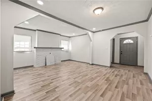 2110 Newnan St, Atlanta, GA 30344 - Photo 8