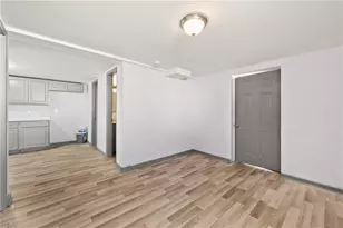 2110 Newnan St, Atlanta, GA 30344 - Photo 32