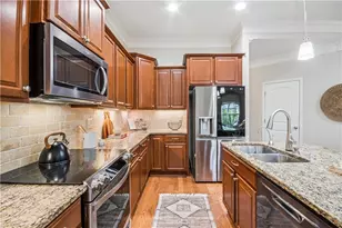 2305 Grove Valley Way, Marietta, GA 30064 - Photo 10