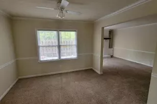 2462 Lehaven Dr, Tucker, GA 30084 - Photo 8