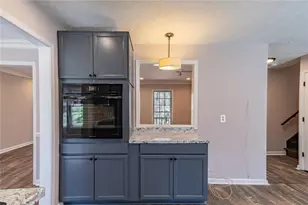 601 Raven Springs Trail, Stone Mountain, GA 30087 - Photo 14