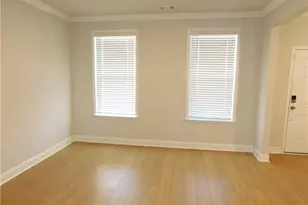 930 Elderberry Ct, Lawrenceville, GA 30019 - Photo 4