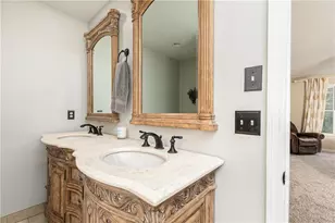 1821 Bromley Way NE, Roswell, GA 30075 - Photo 32