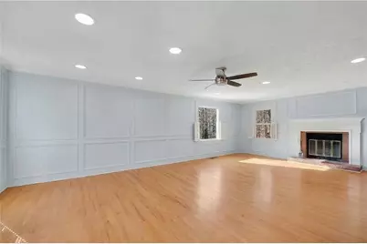 2137 Spindrift Court, Marietta, GA 30062 - Photo 4