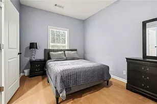 1382 Elizabeth Ln, Atlanta, GA 30344 - Photo 16