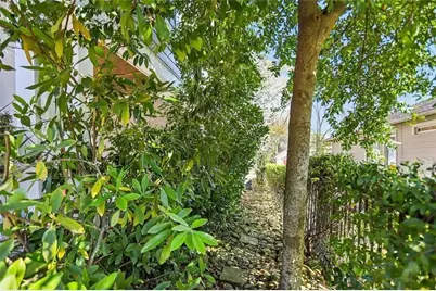 1651 Mercer Avenue, Atlanta, GA 30337 - Photo 8