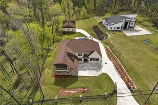 3944 Hamilton Mill Rd, Buford, GA 30519 - Photo 2