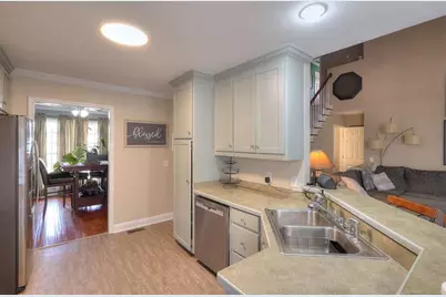 324 Heatherwood Drive, Auburn, GA 30011 - Photo 10