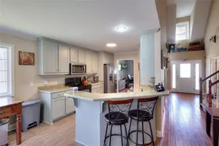 324 Heatherwood Dr, Auburn, GA 30011 - Photo 12