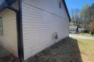 846 Martin Rd, Stone Mountain, GA 30088 - Photo 2