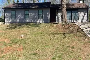 846 Martin Rd, Stone Mountain, GA 30088 - Photo 1