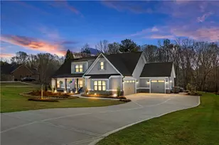 2128 Stonegate Way, Monroe, GA 30656 - Photo 4