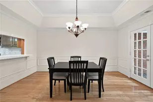 5441 Trentham Dr, Dunwoody, GA 30338 - Photo 10