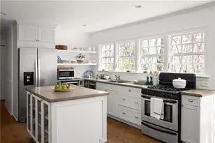 6135 White Oak Dr, Flowery Branch, GA 30542 - Photo 14