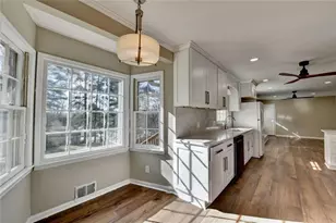 4461 S Roberts Dr, Sugar Hill, GA 30518 - Photo 18