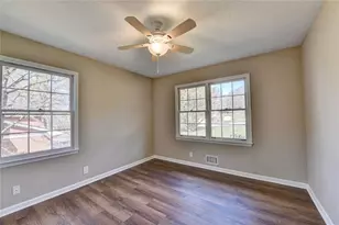 4461 S Roberts Dr, Sugar Hill, GA 30518 - Photo 34