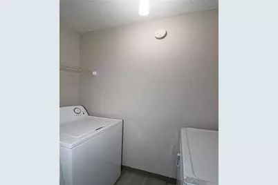 1074 Peachtree Walk NE #B 216, Atlanta, GA 30309 - Photo 6