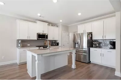 2691 Limestone Creek Drive, Gainesville, GA 30501 - Photo 10